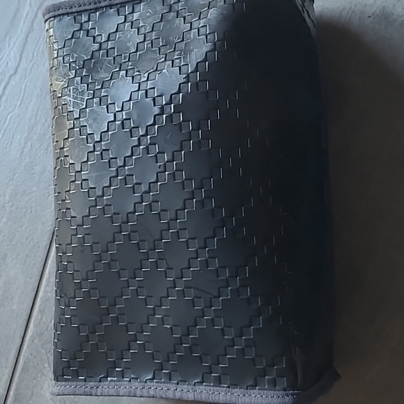 Gucci make up bag. 9.5 x 6.5 x 3.5 - Picture 5 of 7
